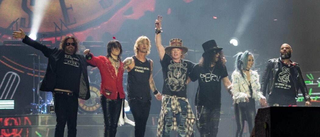 Guns N’ Roses na koncertě v Londýně v roce 2017