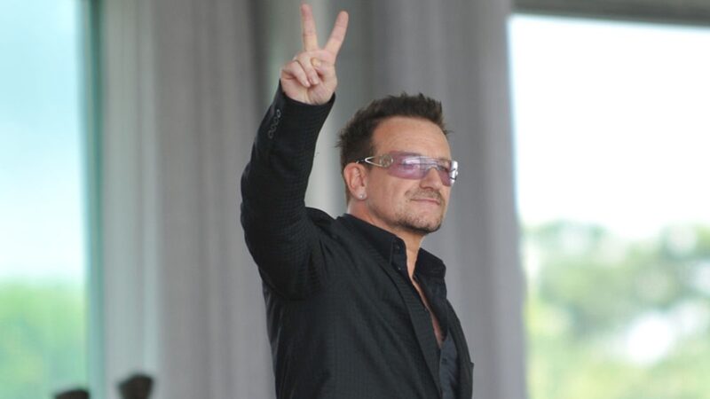 Obrázek k článku: Bono na jevišti odhaluje své nejhlubší emoce