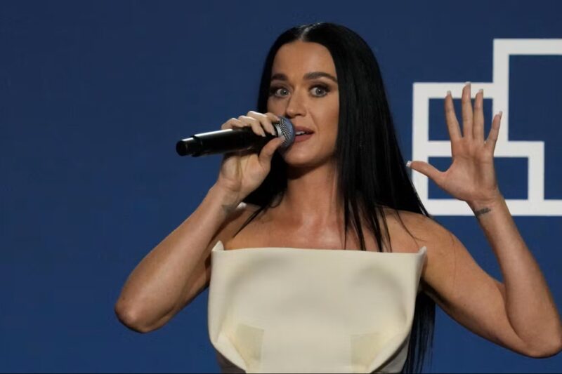 Obrázek ke článku: Katy Perry je ke svým fanouškům upřímná. Nevadí jí mluvit ani o svých ženských dnech