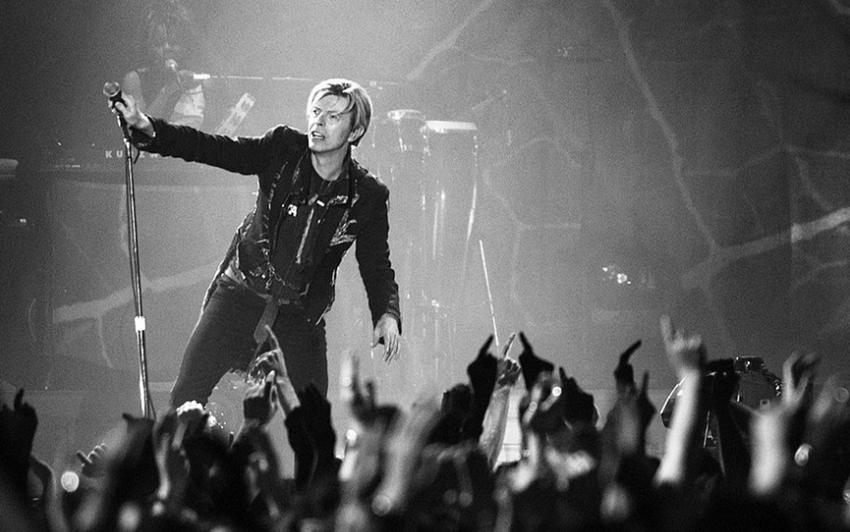 David Bowie na koncertě v roce 2003