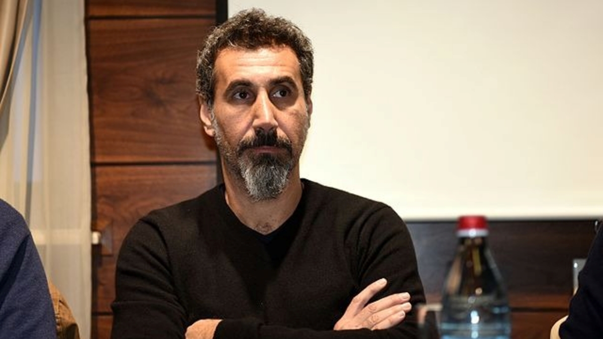 Serj Ttankian ze System of a Down