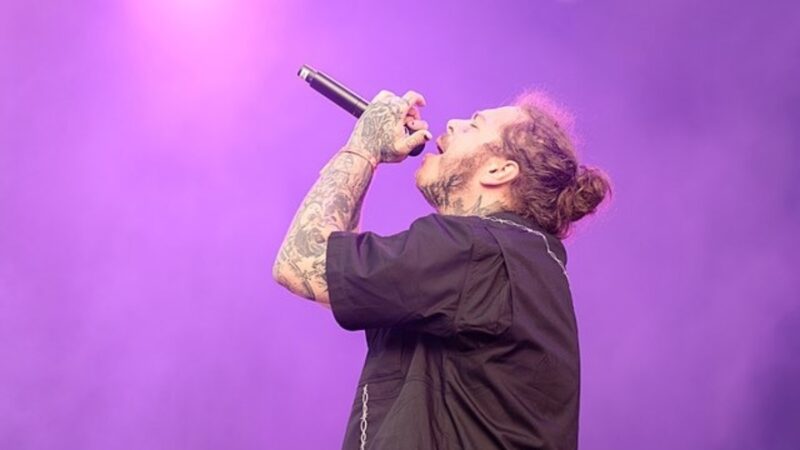 Zpěvák Post Malone na koncertu ve Švédsku (2018)