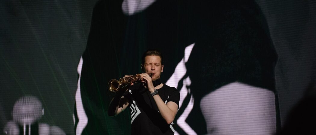 Eros Ramazzotti při koncertě v Rumunsku v roce 2015