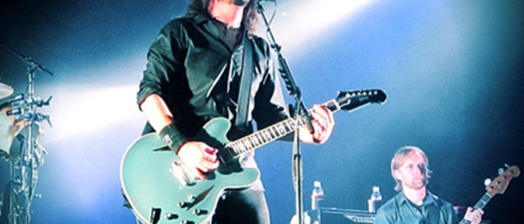 Obrázek k článku: Foo Fighters míří do Evropy, Prahu ale minou. I tak je Češi budou mít „za humny“