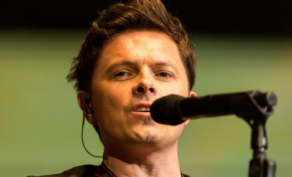 Šílely po něm davy fanynek a Praha bude opět u toho: Paddy Kelly ze skupiny Kelly Family se vrací na pódium