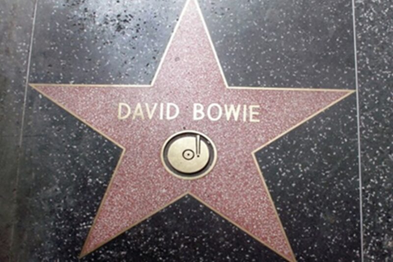 Obrázek k článku: Dekáda bez hudebního chameleona: Před 10 lety odešel David Bowie