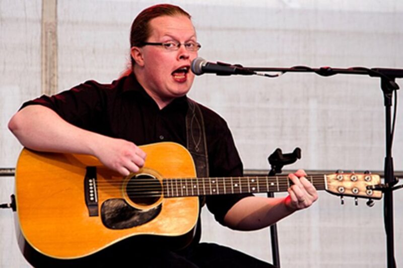 Obrázek ke článku: Fanoušci začínají odpočítávat týdny: Angello Kelly chystá evropské turné