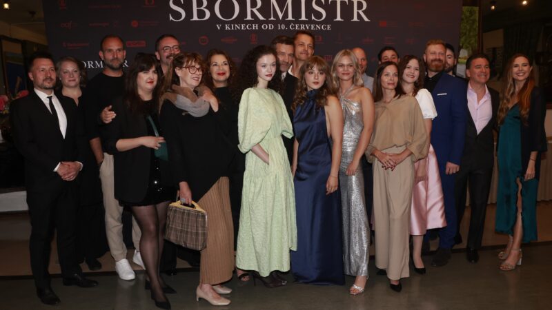 Film Sbormistr měl 8. 7. 2025 premiéru v pražském kině Lucerna.