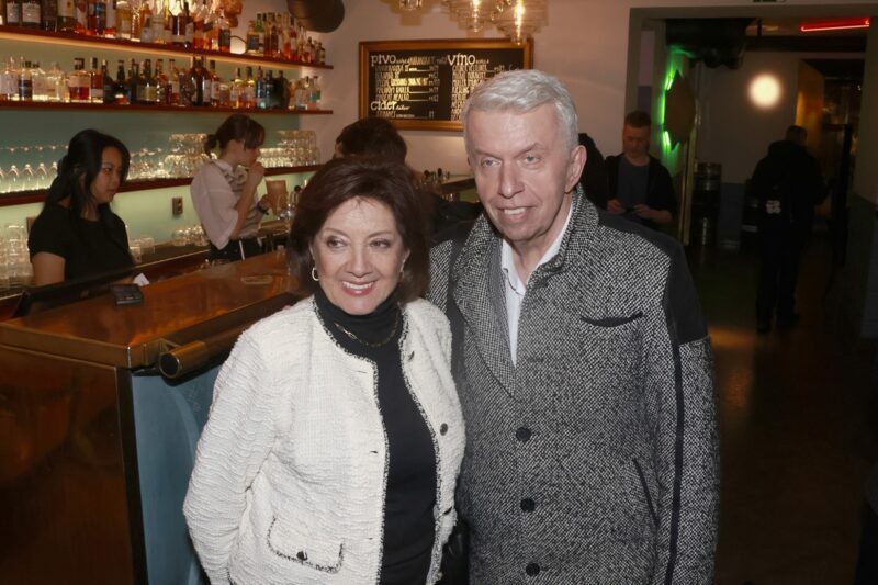 Obrázek k článku: Jaroslav Svěcený: Housle ho provázejí celý život, pomohly mu překonat i nejtěžší období