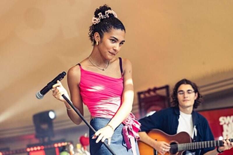 Obrázek k článku: Olivia Dean zazářila na Grammy! Z britského talentu je nová globální popová hvězda