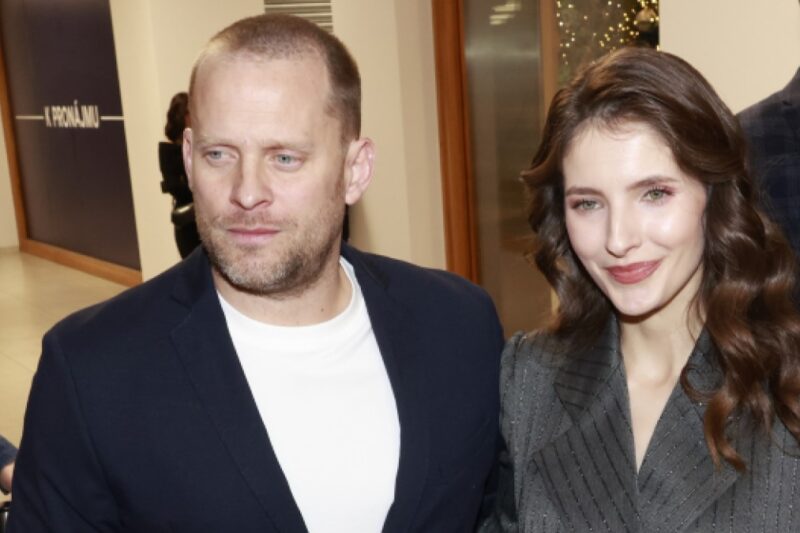 Fotografie Jakuba Prachařa a Sary Sandevy