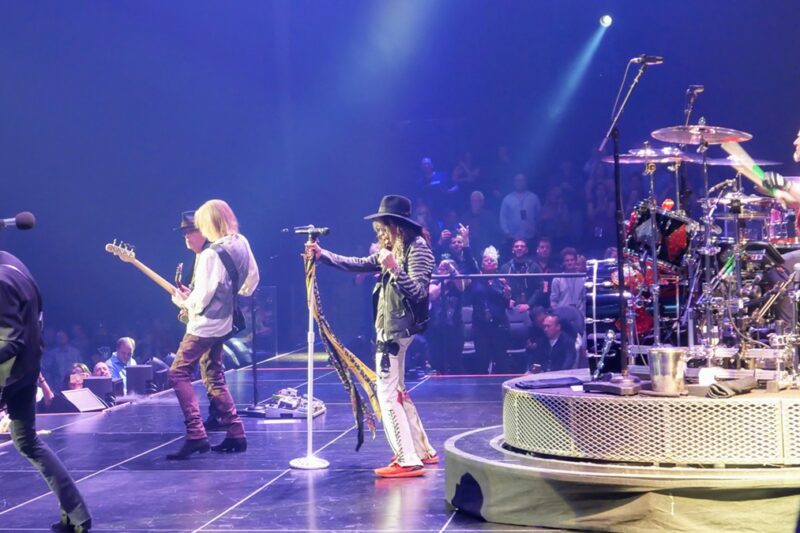 Obrázek k článku: Aerosmith hit inspirovala láska Brolina a Streisand