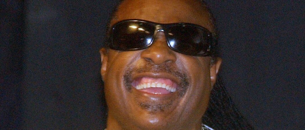 Obrázek k článku: Nechtěl odejít z pódia: Stevie Wonder díky tomu získal svůj první top 40 hit