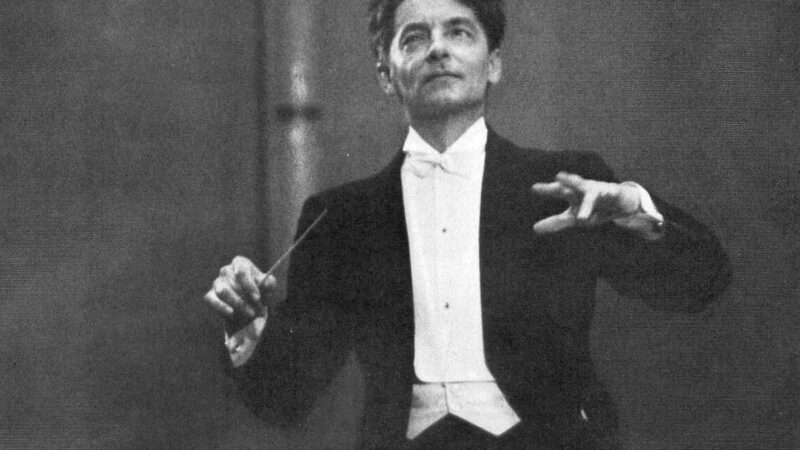 Herbert von Karajan v Tokiu 1954