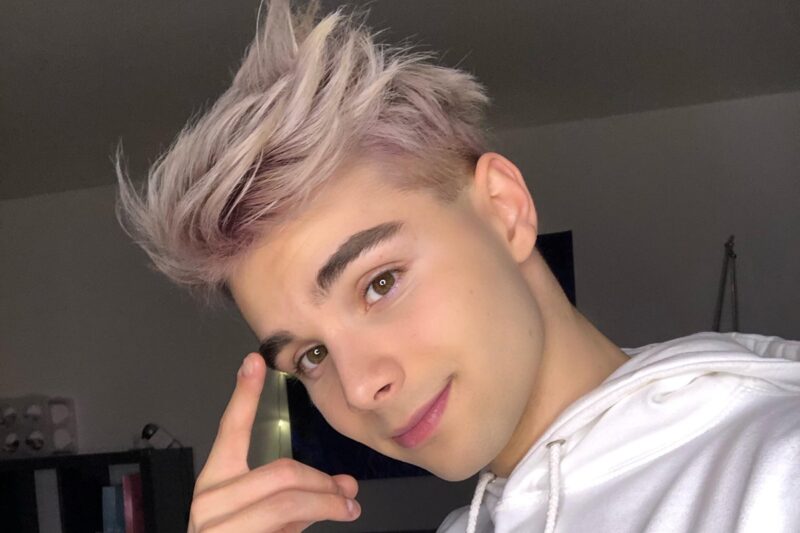 Adam Kajumi